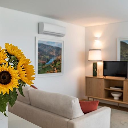 Bonfim Living - Great Location, Al Fresco Dining And Free Private Parking Apartment Porto Bagian luar foto